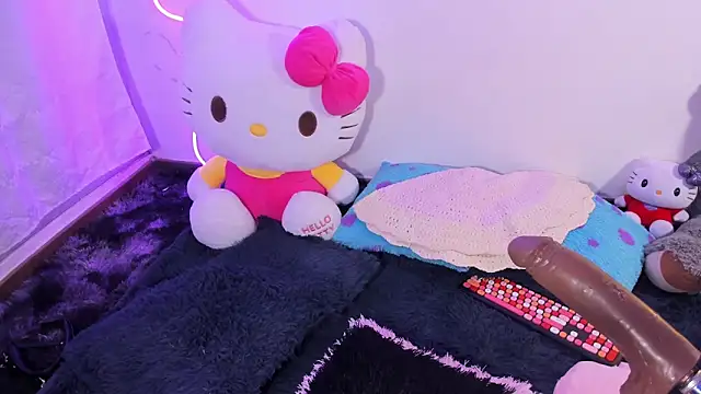 CassieBigass_'s Live XXX Chat