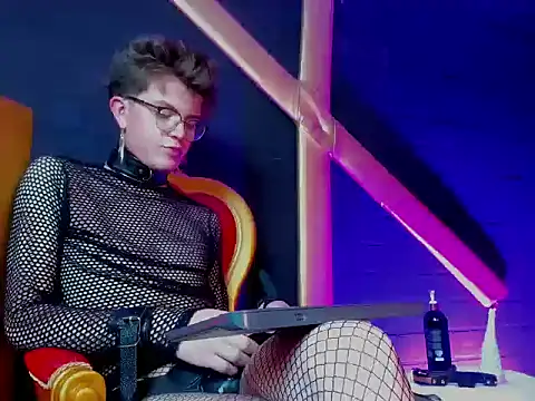 DionnySian Webcam-Show