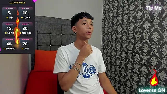 Živý XXX chat Little_Twink19x