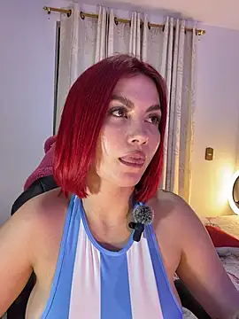 Chat +18 de zafiro_mo0n ao vivo