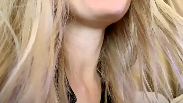 Webkamerová show Politeeliza