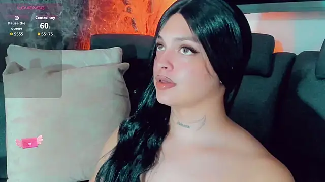 Emmaa_Saenz_ Chat XXX in diretta