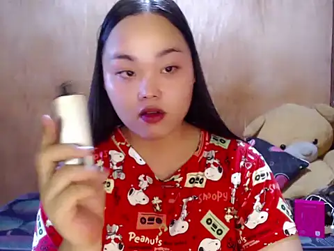 _Lylia Pertunjukan Webcam