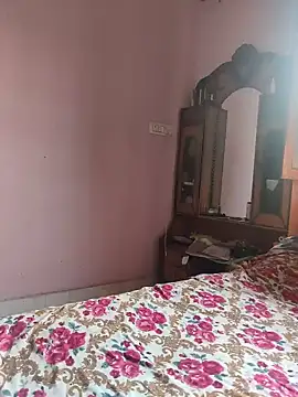 Ohh_Meena Adlı Modelin Canlı XXX Sohbeti