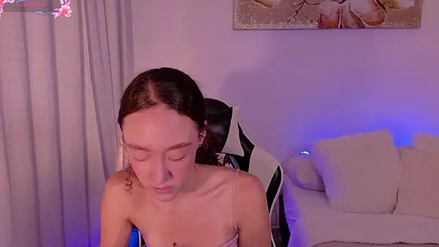 ChloeMoreti Obrolan Langsung XXX