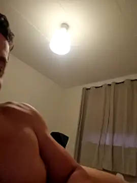 Show modela DanOnCam na web-kameri