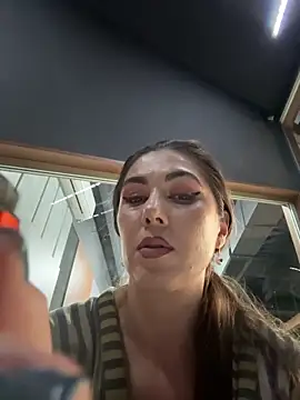 DahliaVonLure's Live XXX Chat
