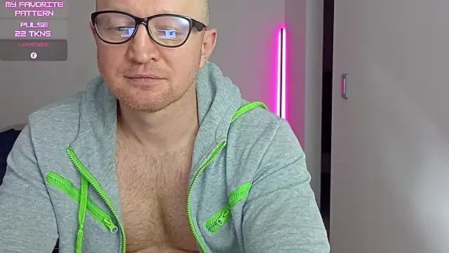 kevintyler69's Live XXX Chat