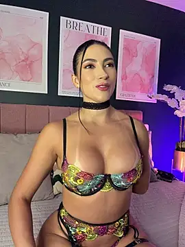ItsTatiana Webcamshow