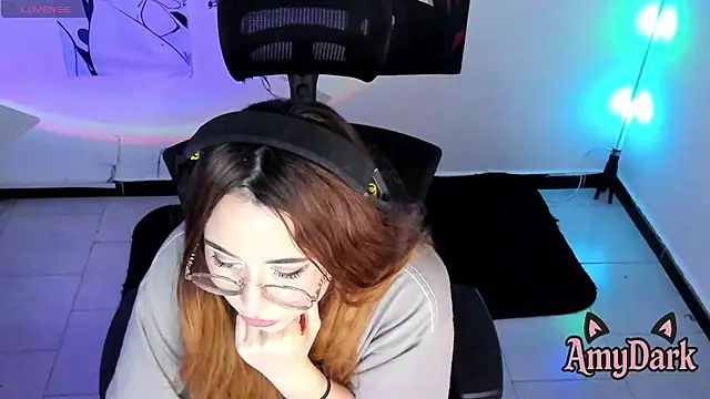 Živý XXX chat _AmyDark