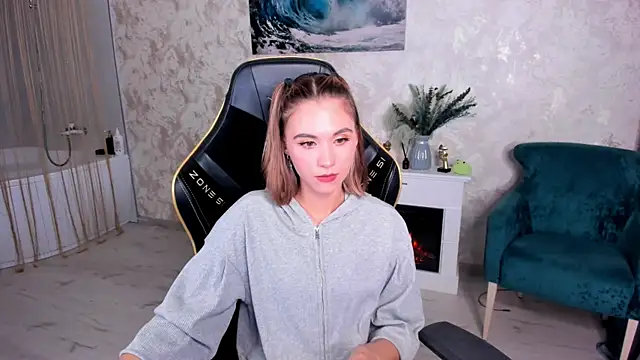XXX chat uživo modela EllaCurtis