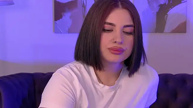 AdrianaToress Live XXX Chat