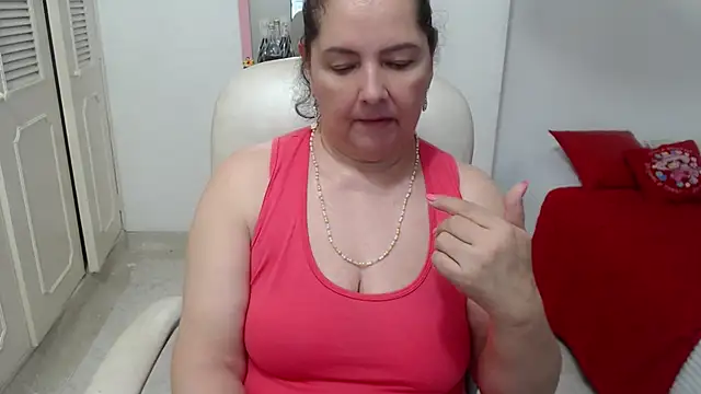 leonela_69 Chat XXX live