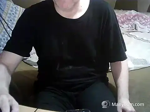 Mr__XX: διαδικτυακό σόου στην κάμερα