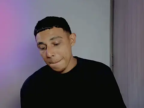 nilo2021's Webcam Show