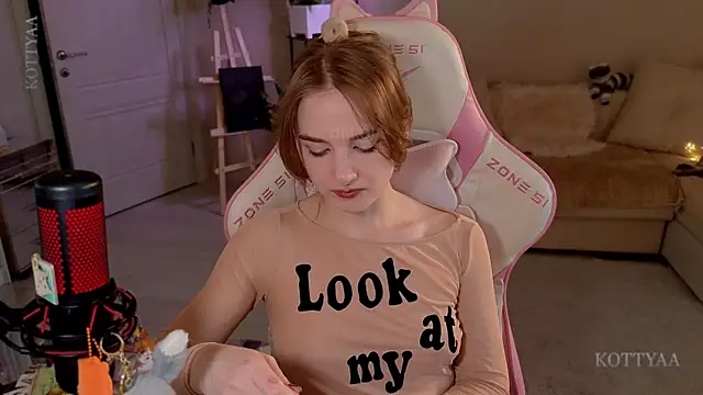 Živý XXX chat -Kottyaa-