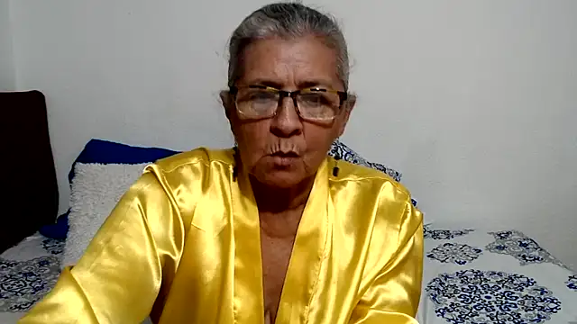 Онлайн чат XXX candy_mature_