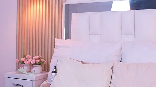 sara_goddess01 Obrolan Langsung XXX