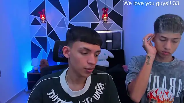 Juan_Nd_Steven – Live XXX-chat