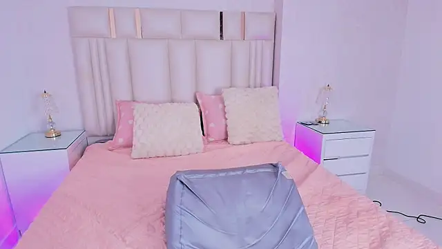 alanarose18 现场XXX聊天