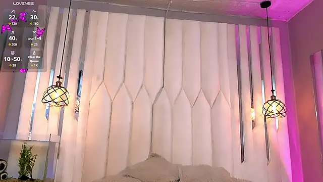 Megan_Do_Santos Adlı Modelin Canlı XXX Sohbeti