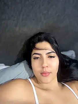 I_AM_SOPHIE_ Adlı Modelin Canlı XXX Sohbeti