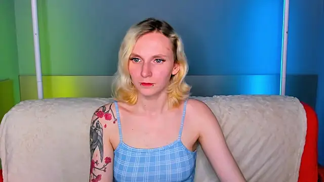 LikiLips live XXX chat