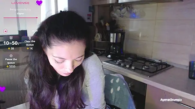 Chat XXX en directo de AyanaGrumpix