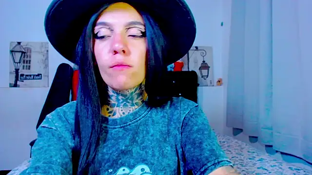 LannieGonzales live XXX chat