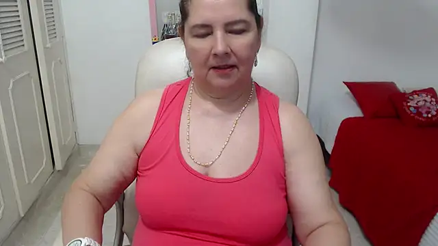 leonela_69's Live XXX Chat