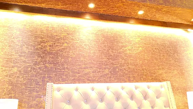 Chat +18 de kaylie_mitchel ao vivo