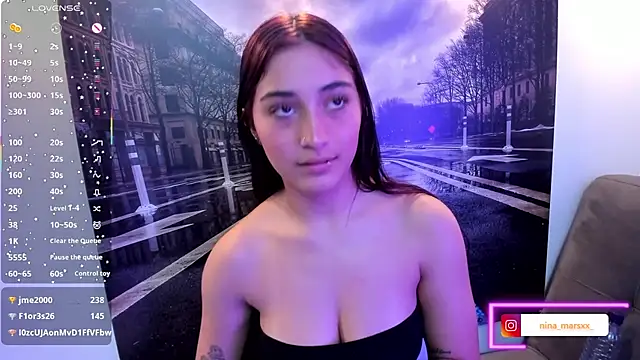 Nina-Mars' Live XXX Chat