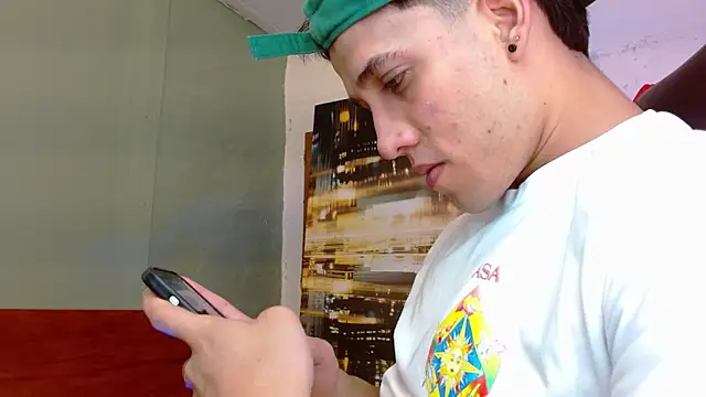 Chatroom XXX en direct de alexgiraldo__