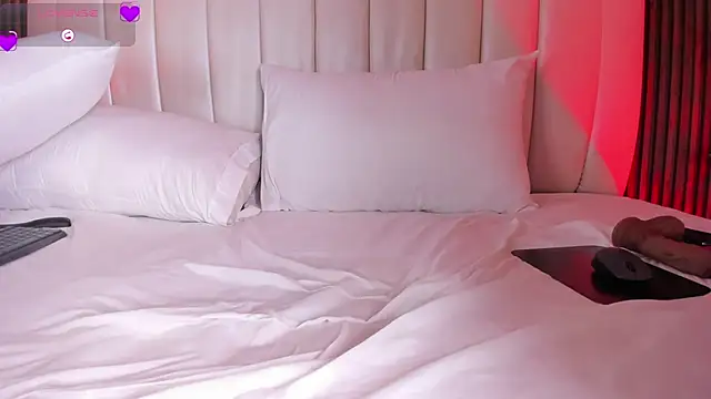 LucieMillerrのライブXXXチャット