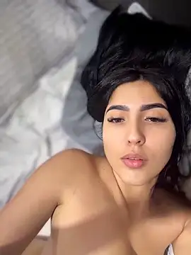 I_AM_SOPHIE_ Adlı Modelin Web Kamerası Şovu