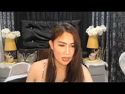 miyakawildforU Pertunjukan Webcam