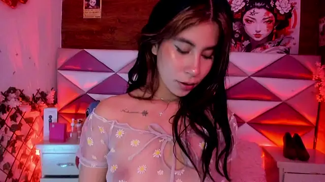 Minami_Nakamura Adlı Modelin Canlı XXX Sohbeti