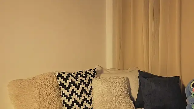 Anastasia_Vidal Adlı Modelin Canlı XXX Sohbeti