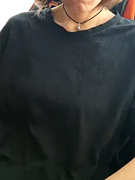 Aashikalaa's Live XXX Chat