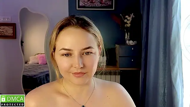 Mira_Mermayd's Live XXX Chat