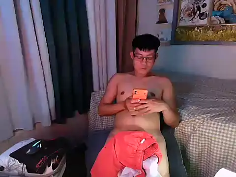 Chat +18 de xshyboyx ao vivo