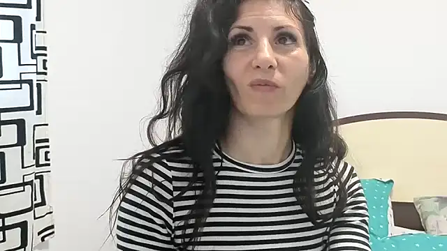 sexyevalove Adlı Modelin Web Kamerası Şovu