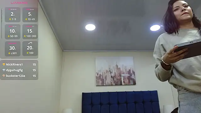 Вебкам-шоу ValerieLyon_