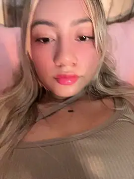 _Sweet_Sofi Adlı Modelin Canlı XXX Sohbeti