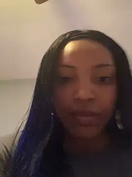 Queenkimi777's Webcam Show