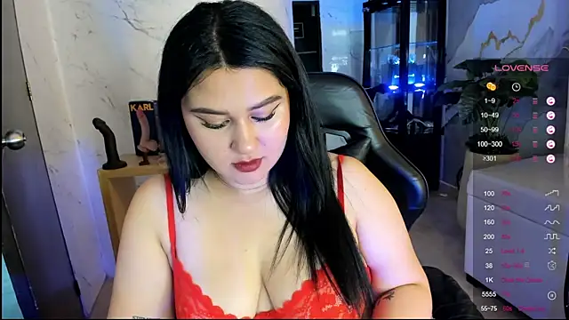 Zarath_tfn Live XXX chat