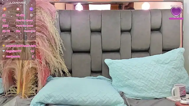 XXX chat uživo modela JESSYCORTES