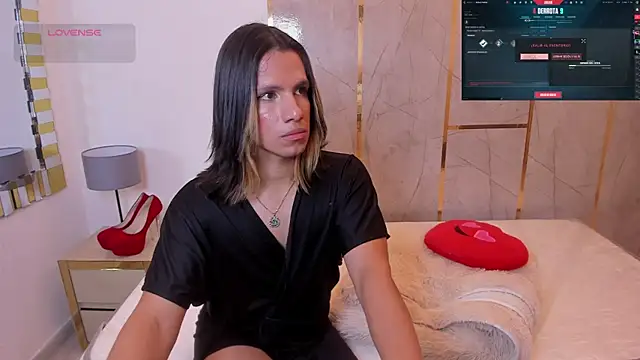 TylerBloomのウェブカメラショー