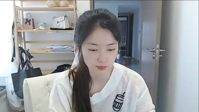 Chat XXX en directo de Mimi-cnbaby