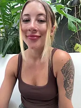 Chat XXX en directo de asraifae
